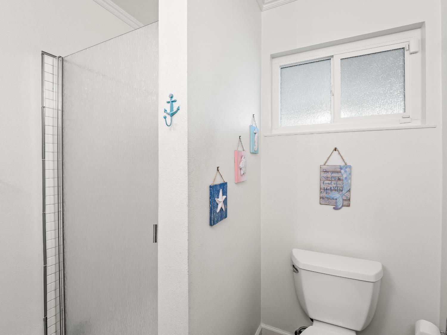 3279 W Rialto Avenue