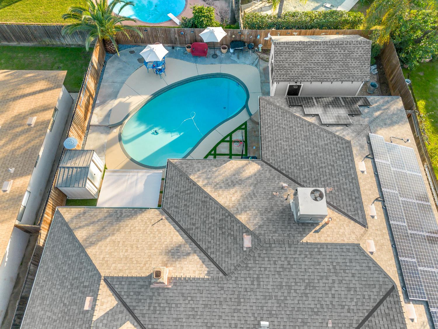 3279 W Rialto Avenue