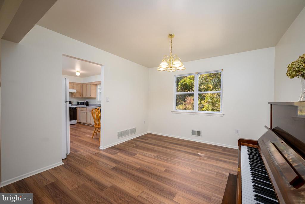9 BLOSSOM DRIVE