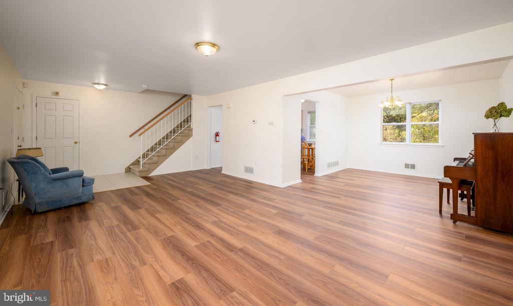 9 BLOSSOM DRIVE