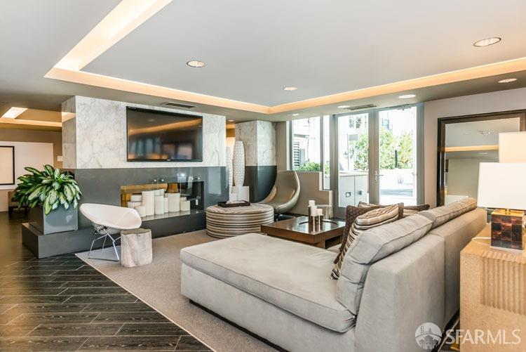 435 China Basin Street # 547