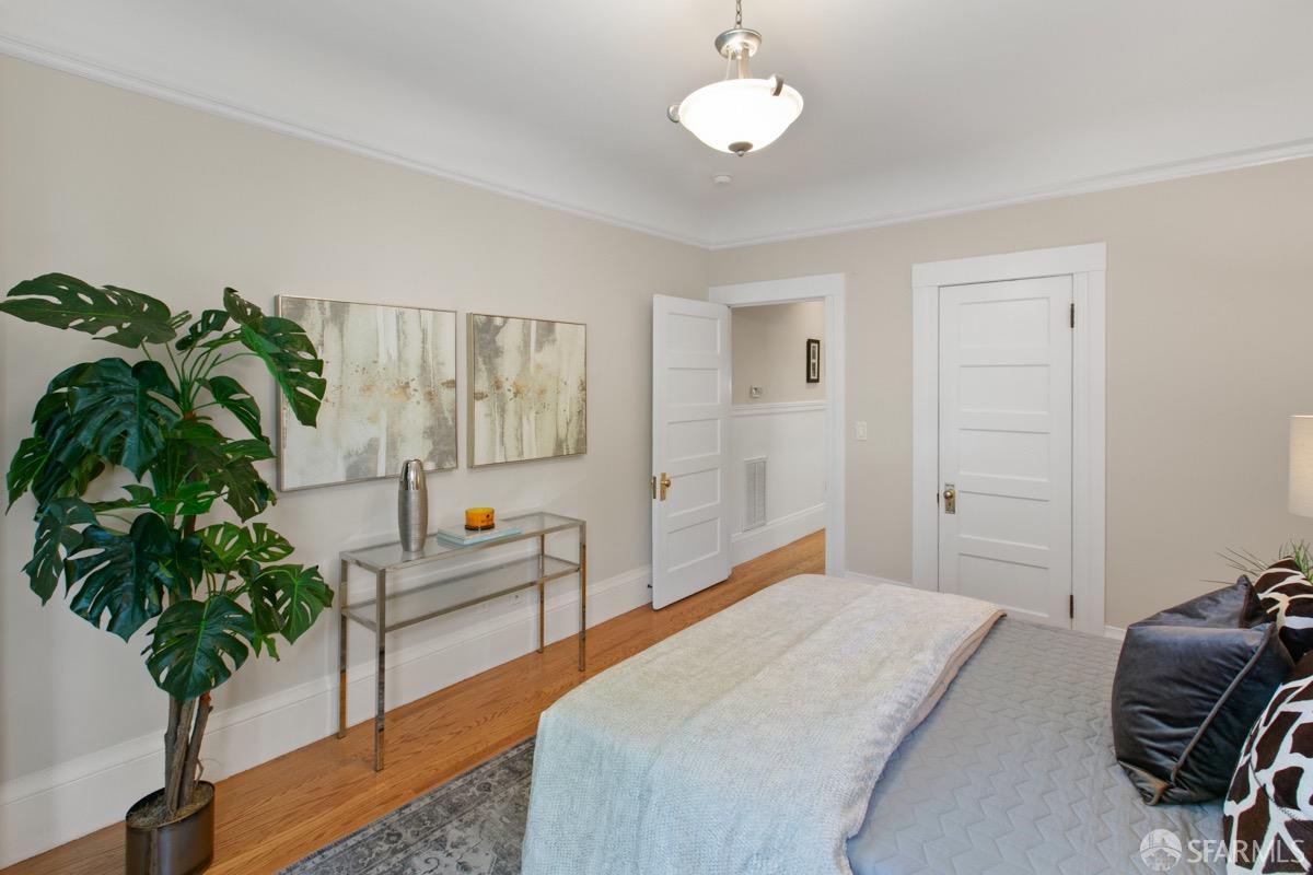 221 Noe Street # 8