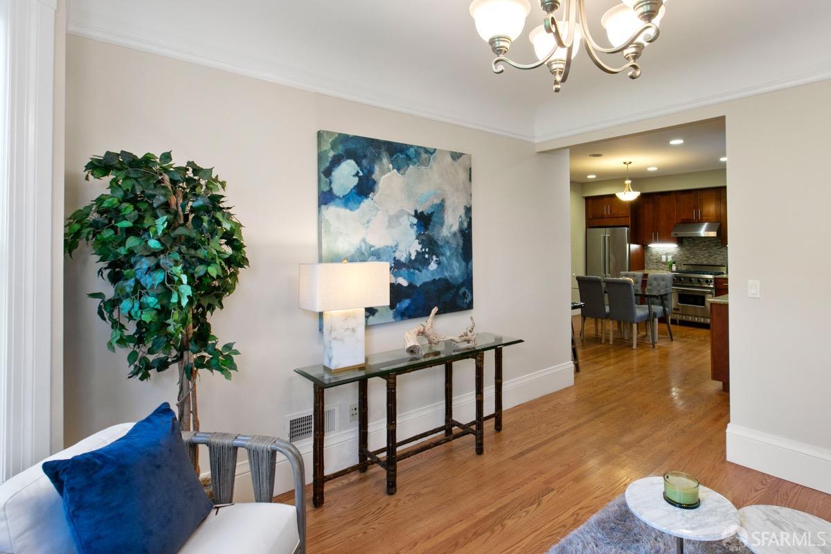 221 Noe Street # 8