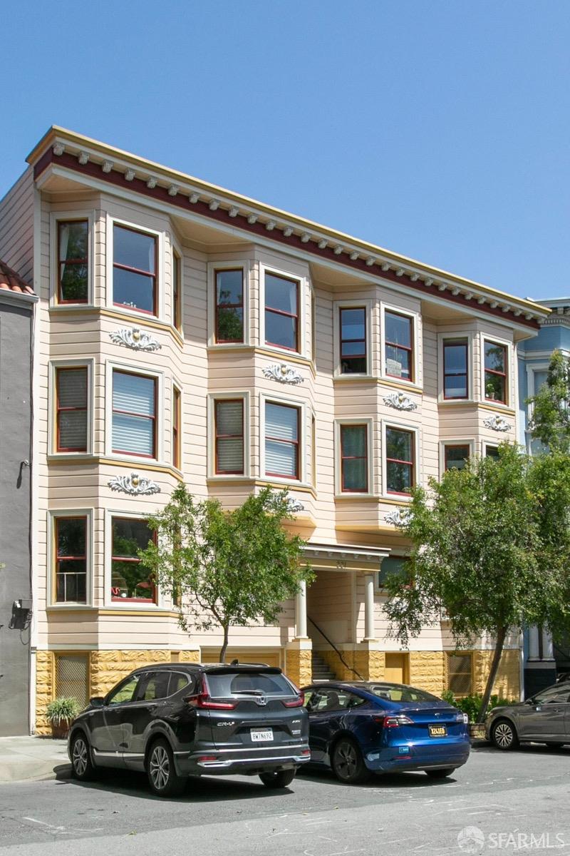 221 Noe Street # 8