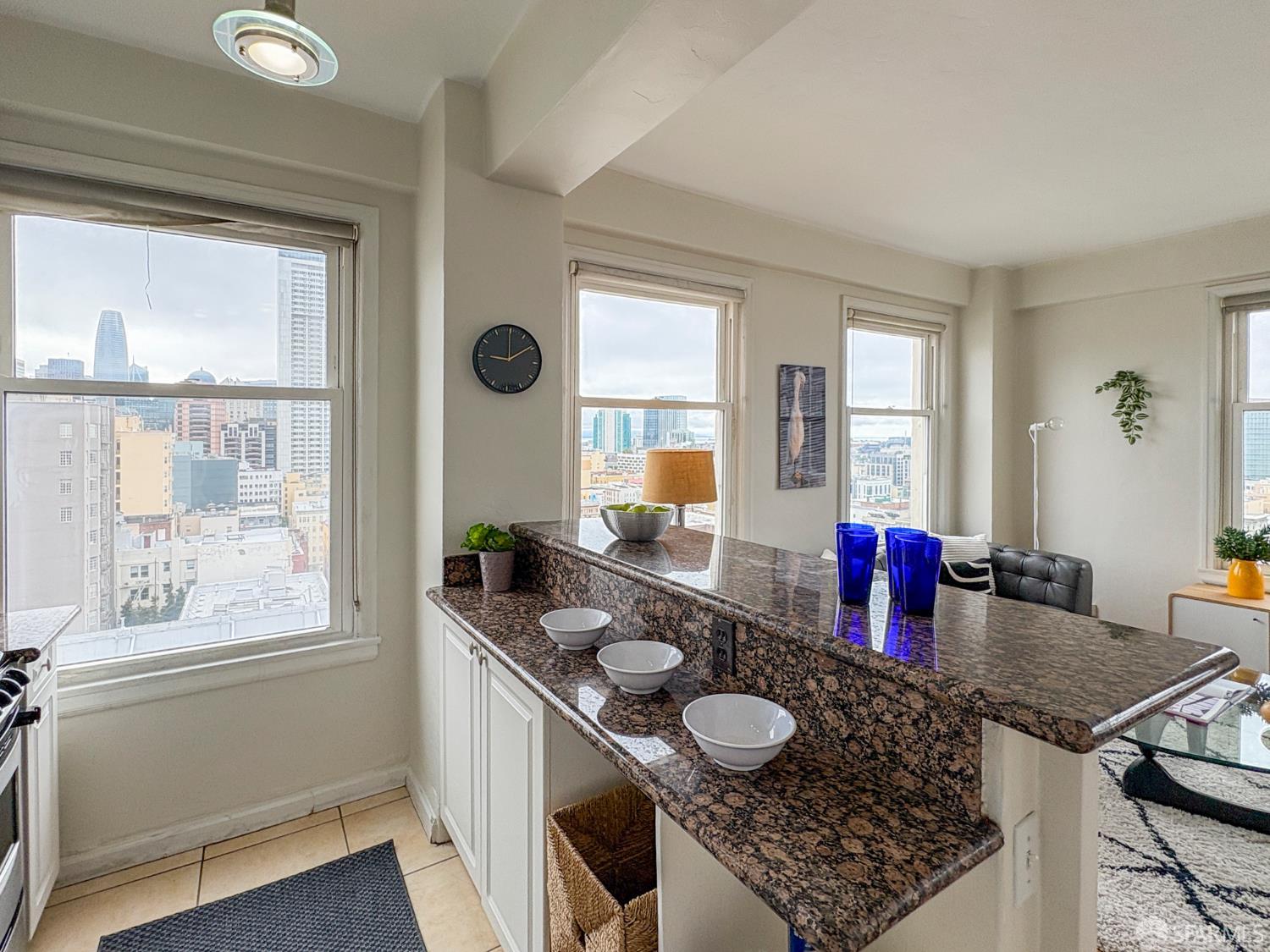 631 Ofarrell Street # 1216
