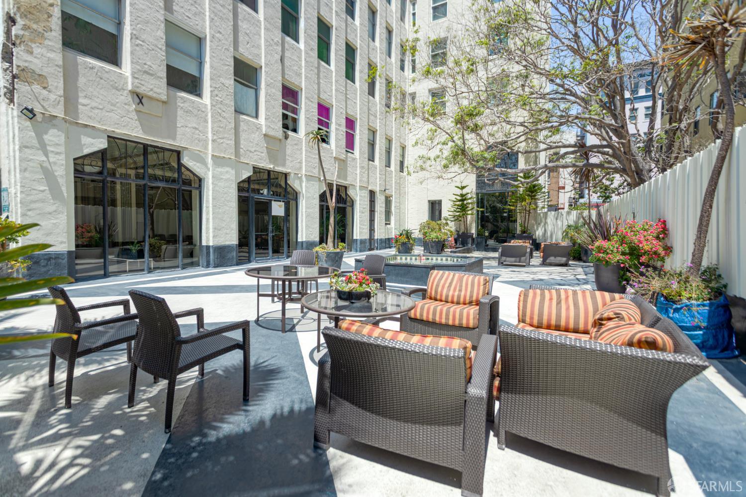 631 Ofarrell Street # 1216