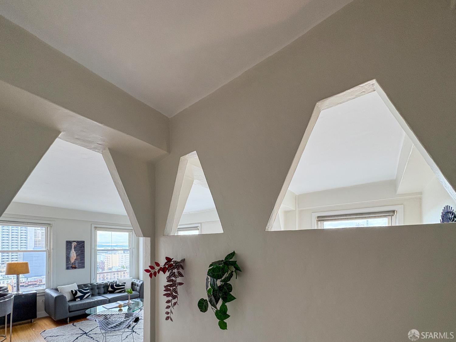 631 Ofarrell Street # 1216