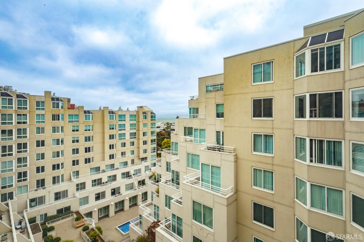 240 Lombard Street # 836