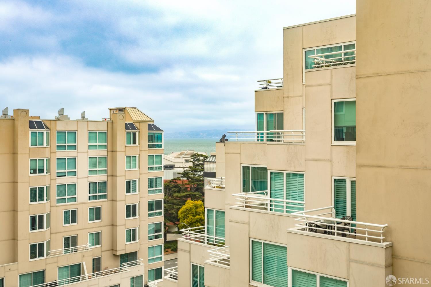 240 Lombard Street # 836