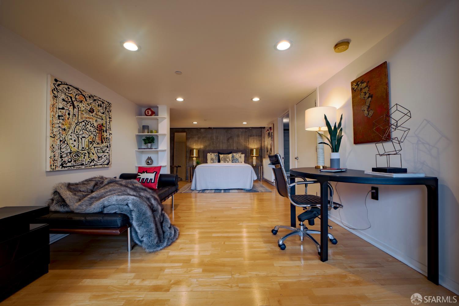 465 10th Street # 206