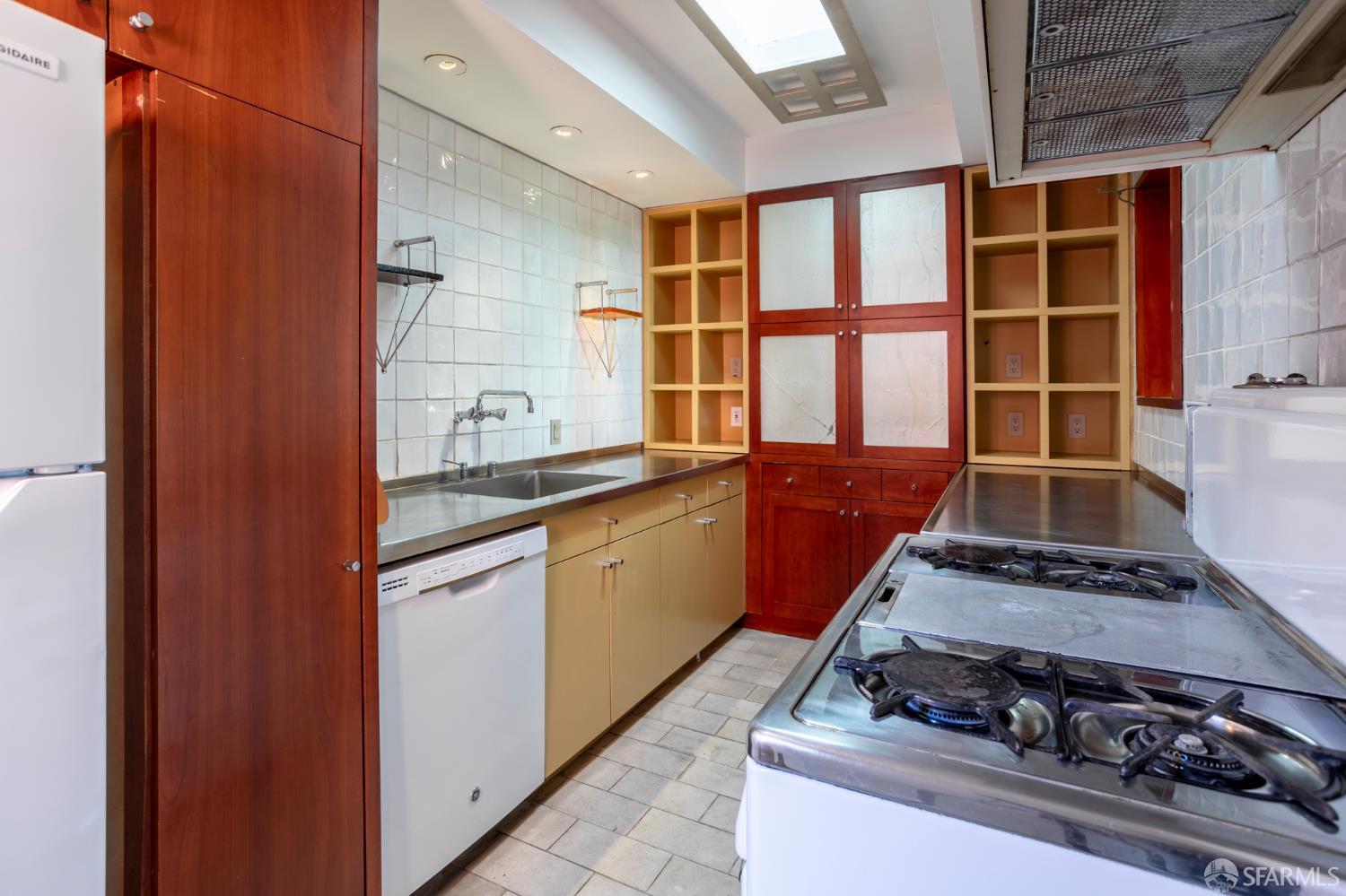 495 Greenwich Street # 5