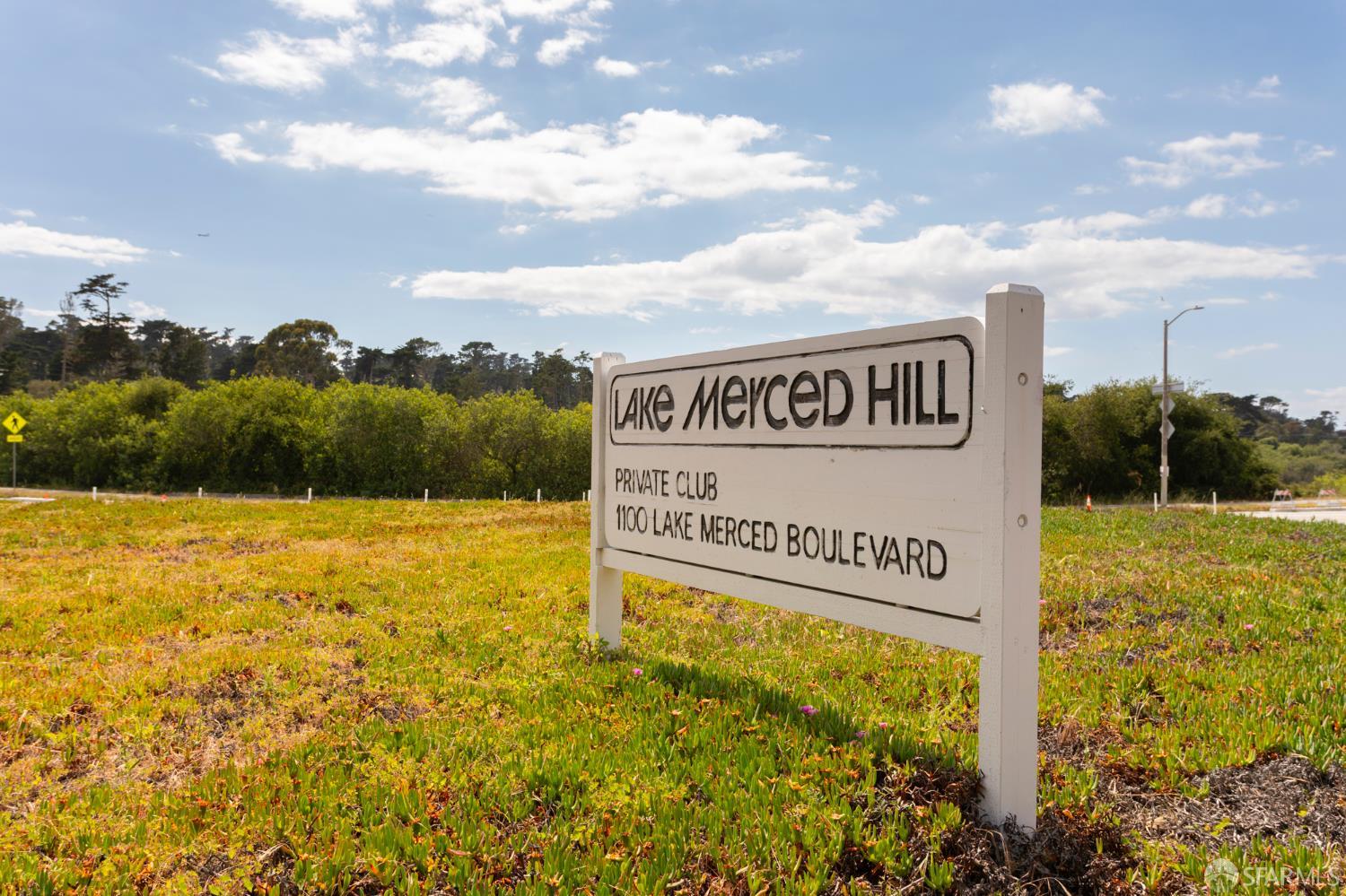 150 S Lake Merced Hills