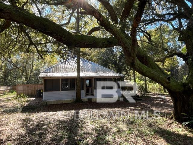 17260 US Highway 98