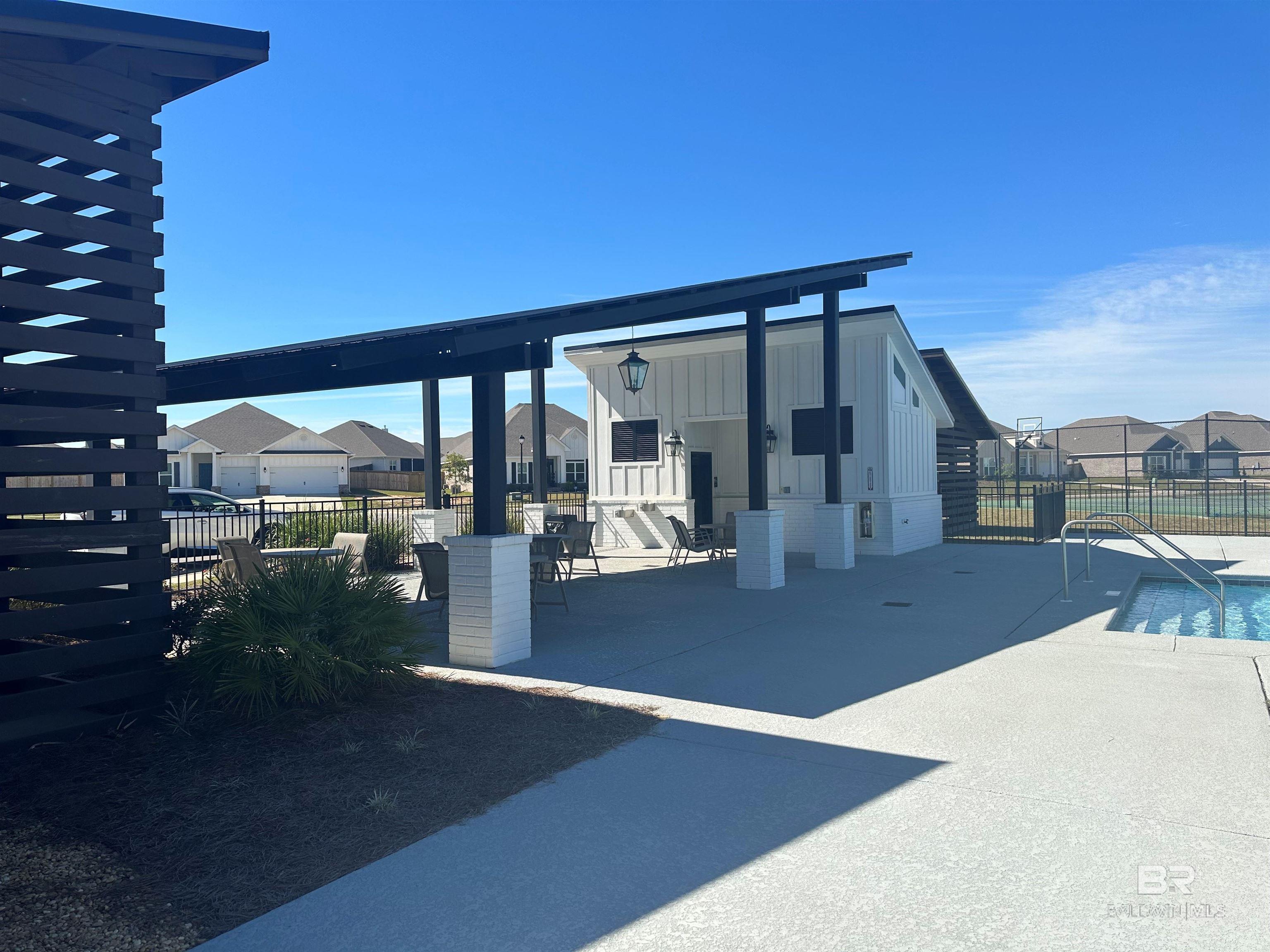 8191 Calverton Street 73