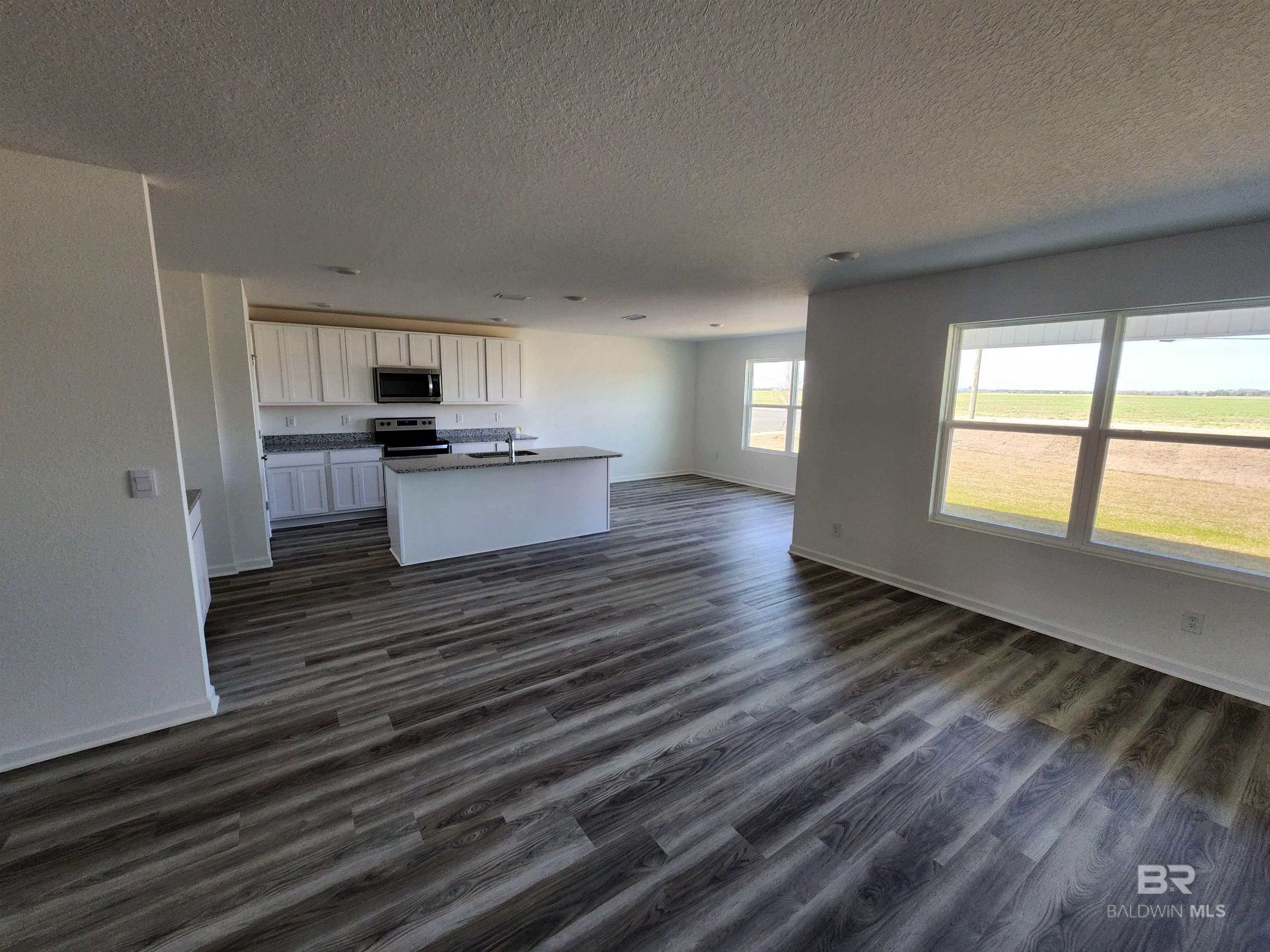 22191 Aleutian Avenue