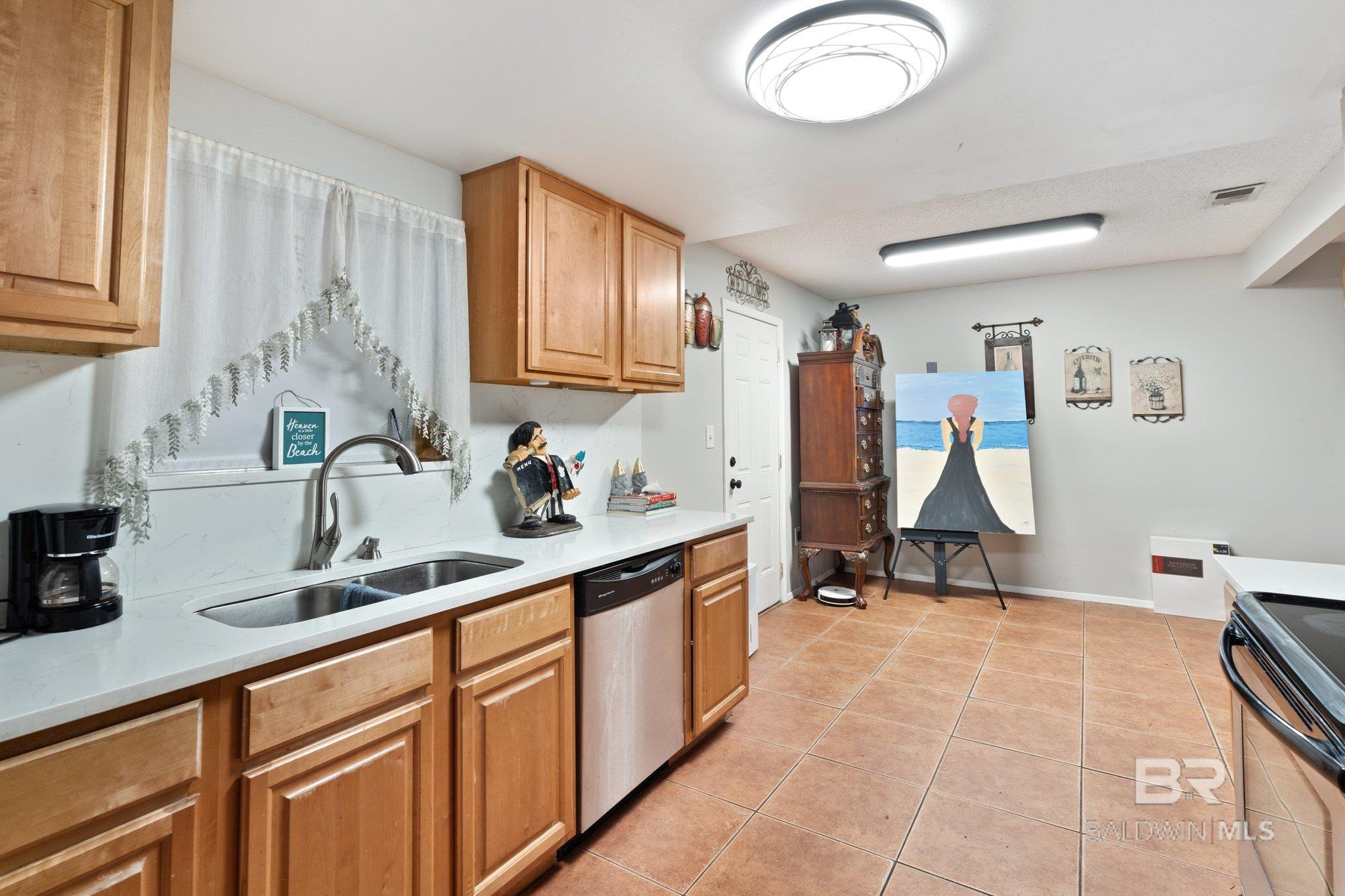 422 Cedar Court