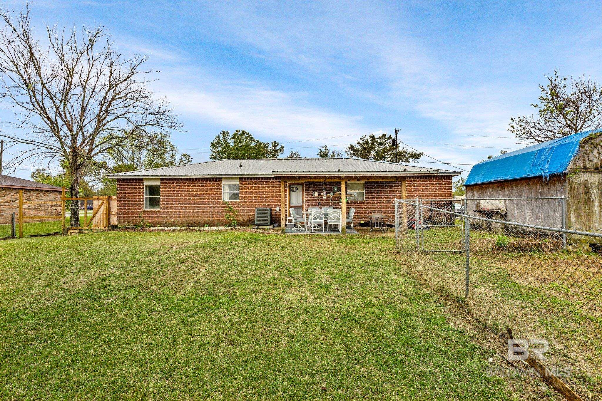 422 Cedar Court