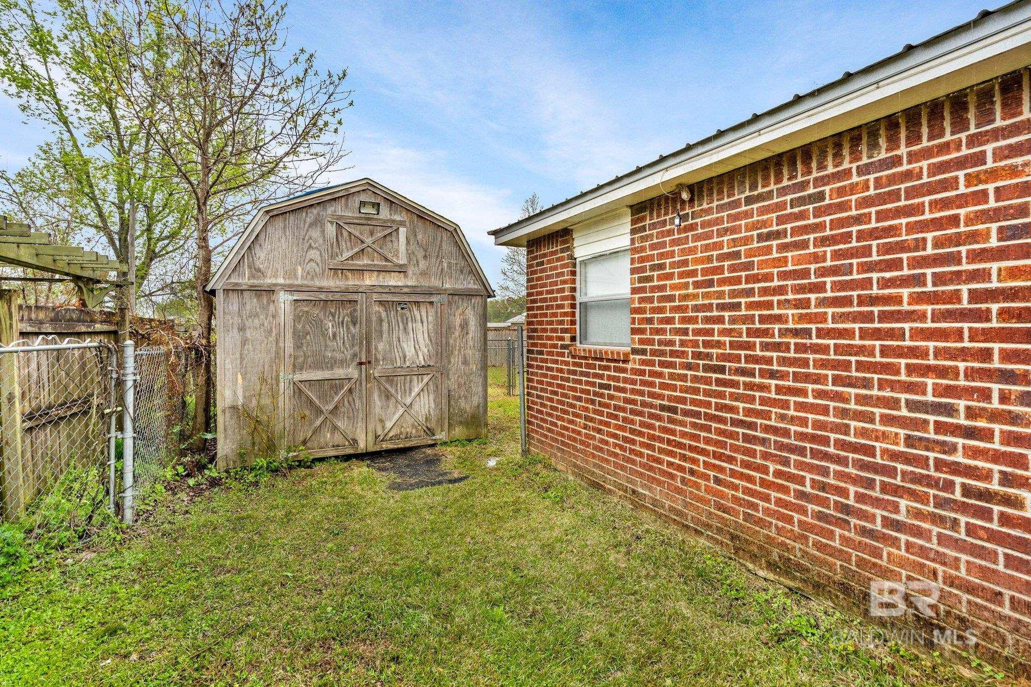 422 Cedar Court