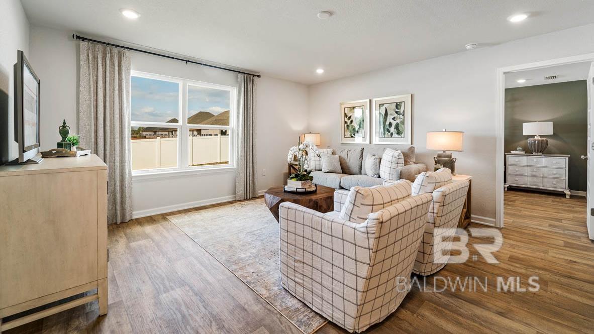24613 Ponder Loop
