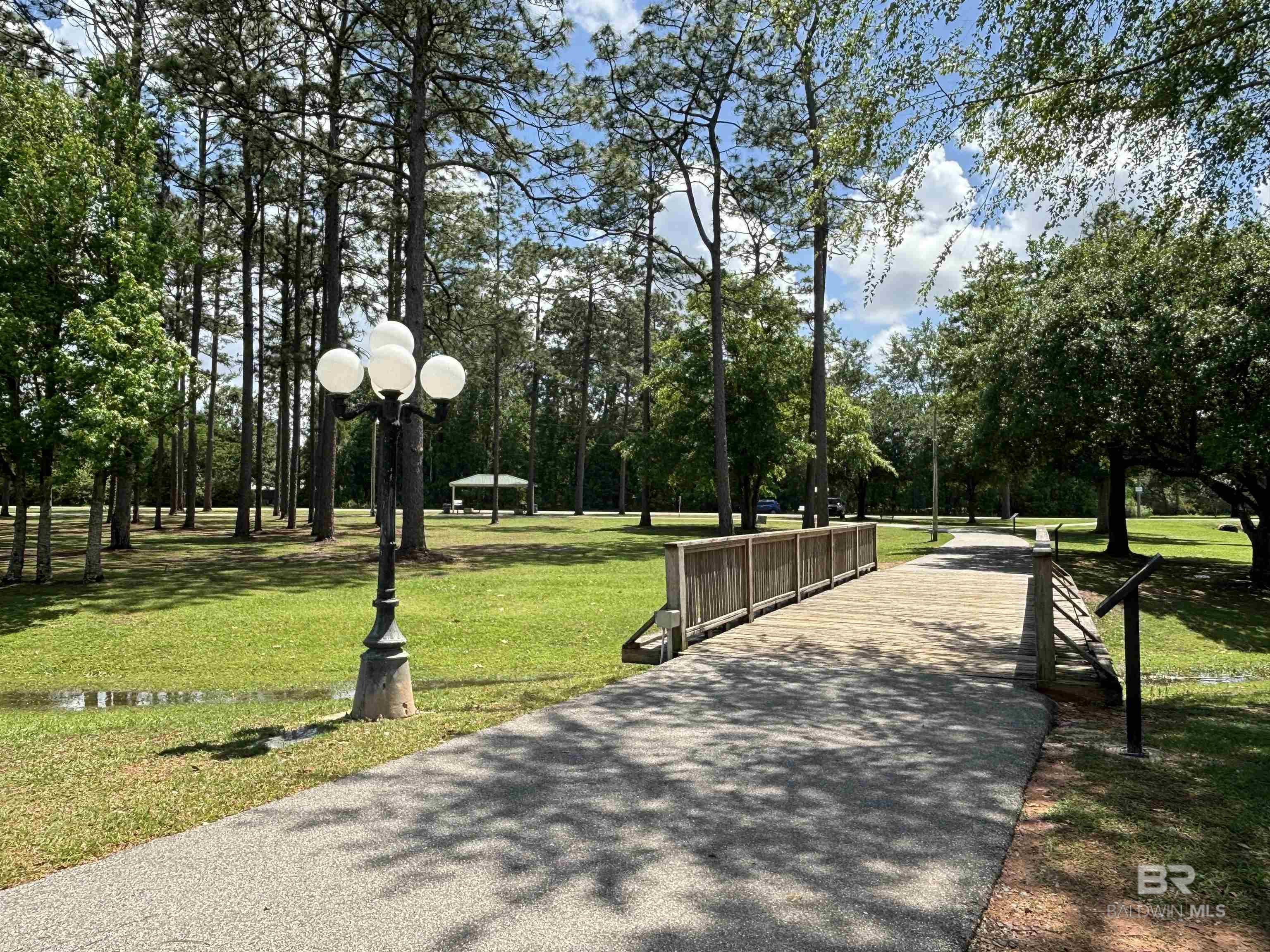 24613 Ponder Loop