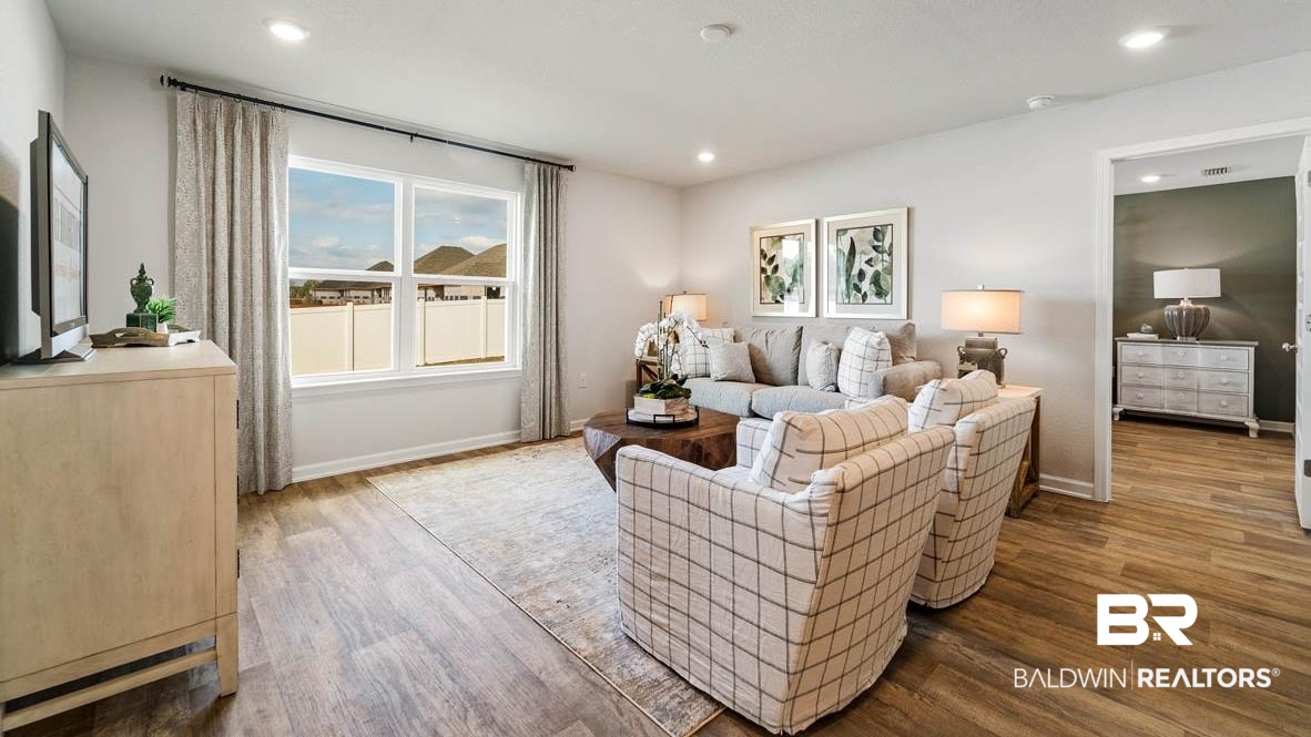 24613 Ponder Loop