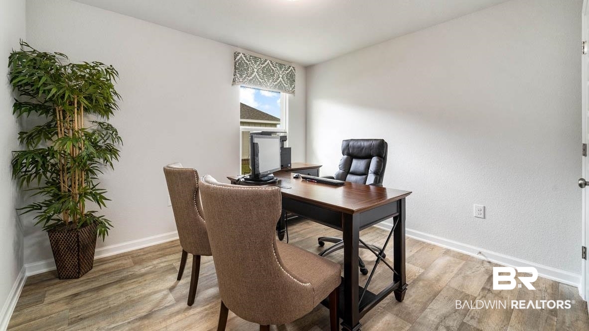 24613 Ponder Loop