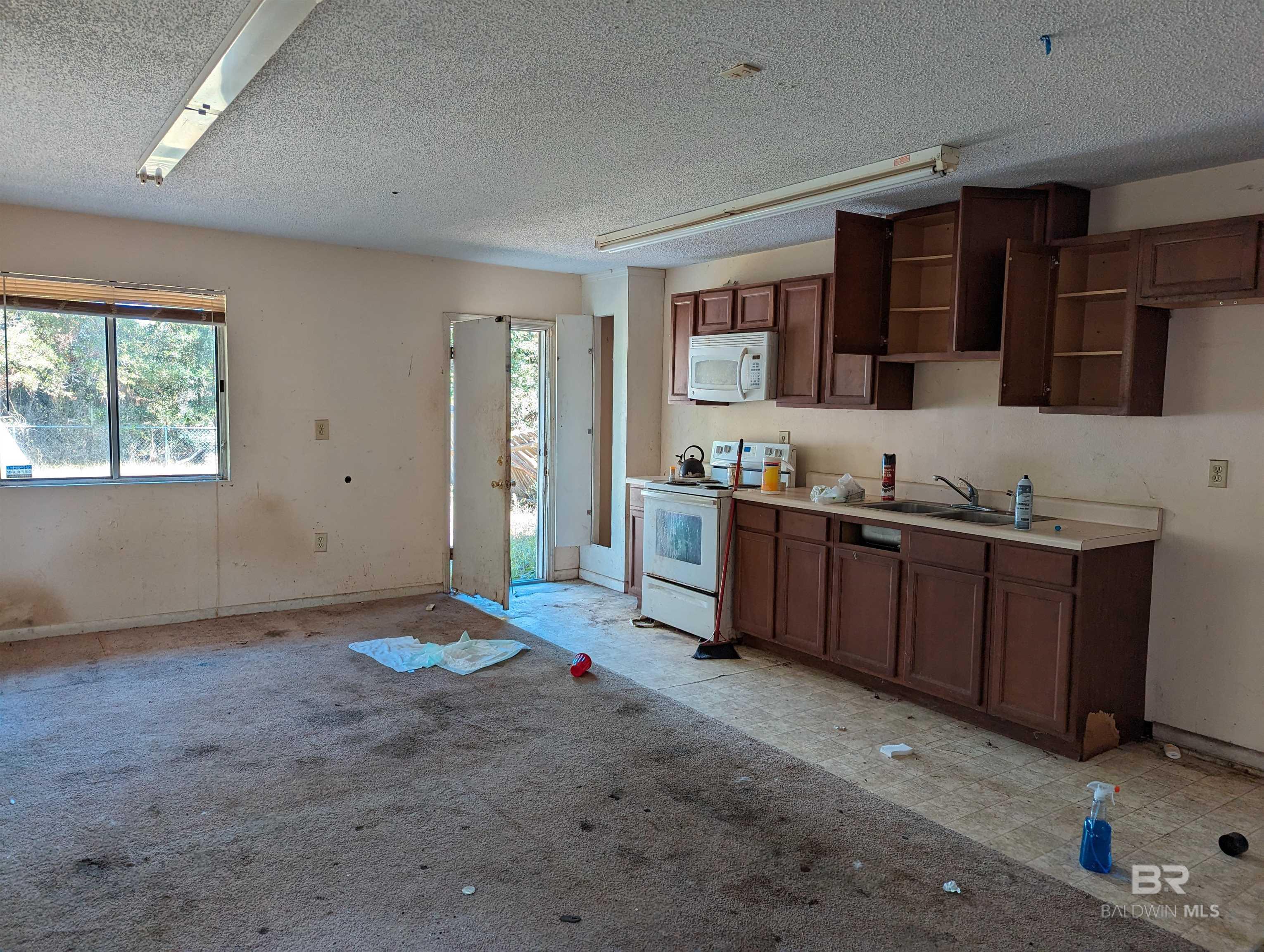 15763 State Highway 180