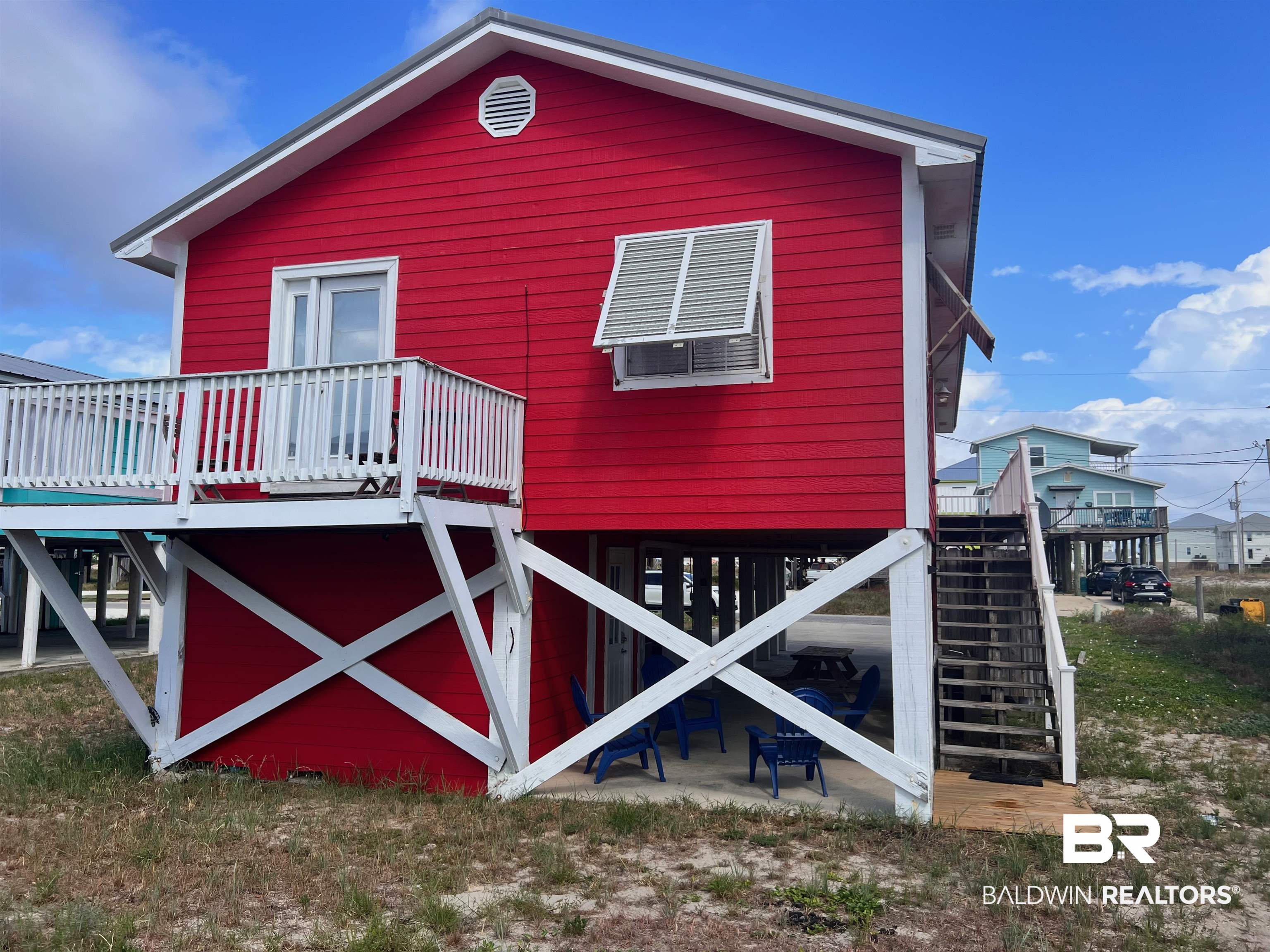 403 E Bernard Court