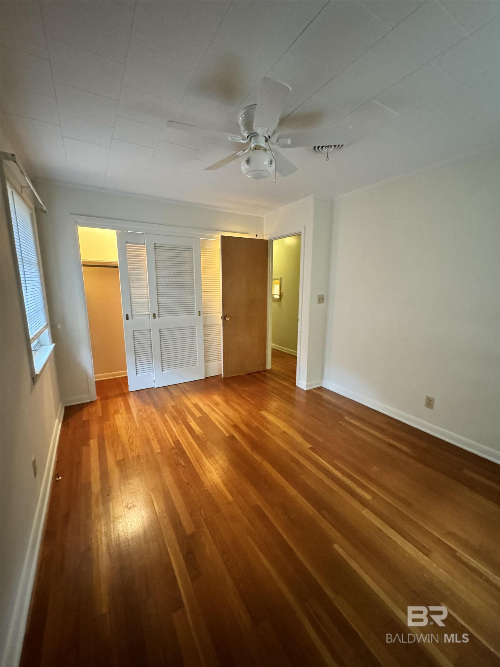 217 W Magnolia Avenue