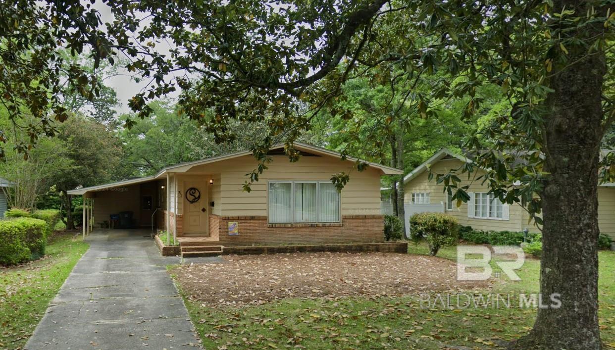 217 W Magnolia Avenue