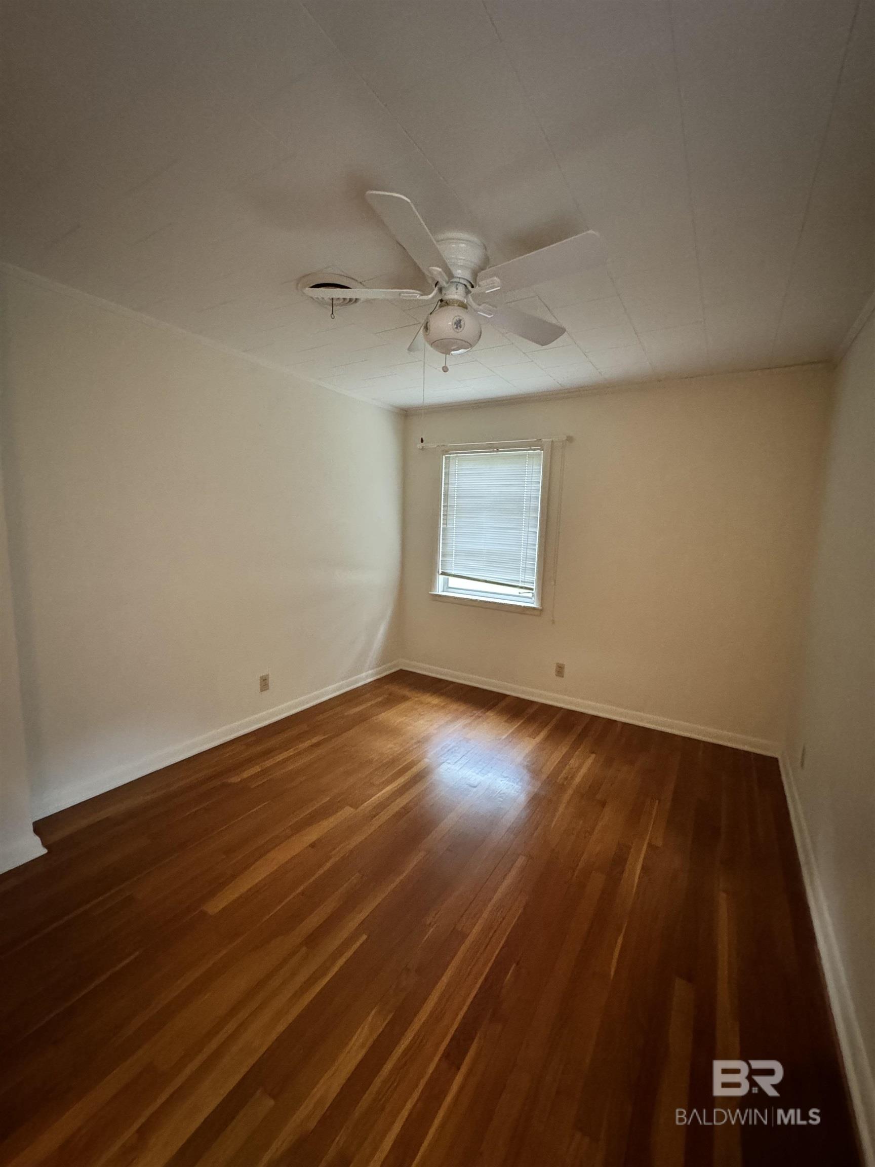 217 W Magnolia Avenue