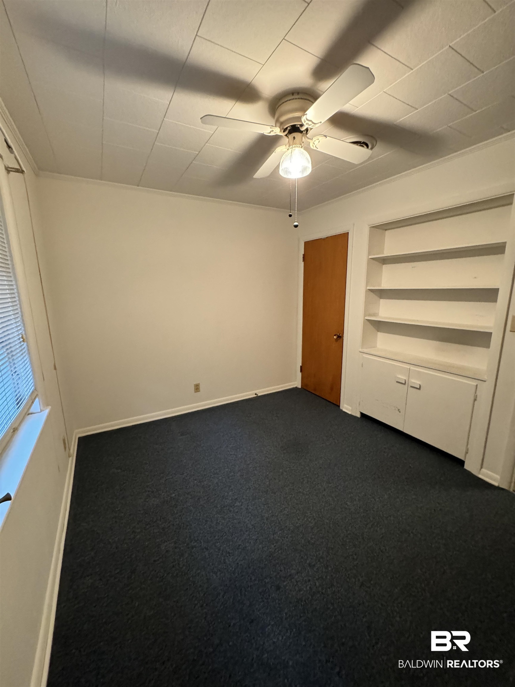 217 W Magnolia Avenue