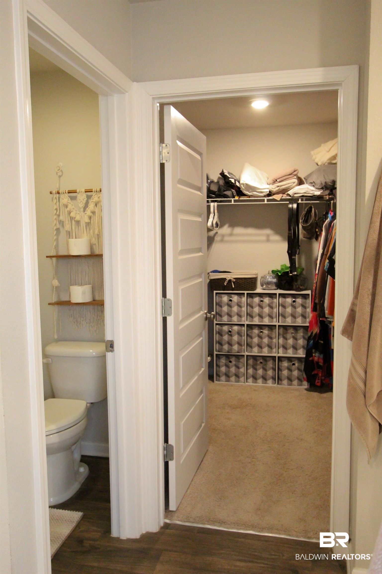 1525 Majesty Loop