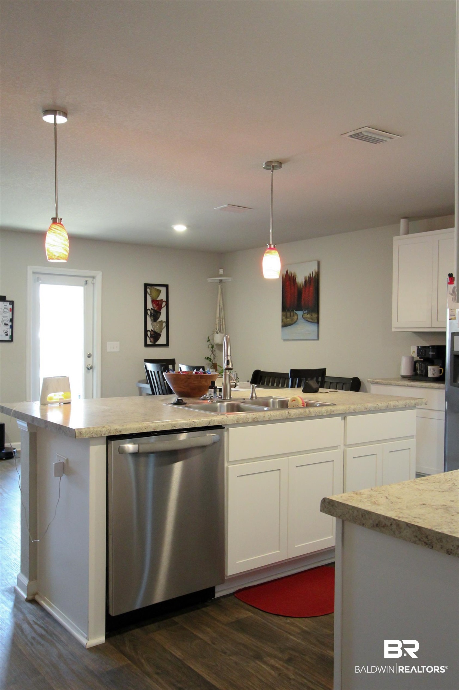 1525 Majesty Loop