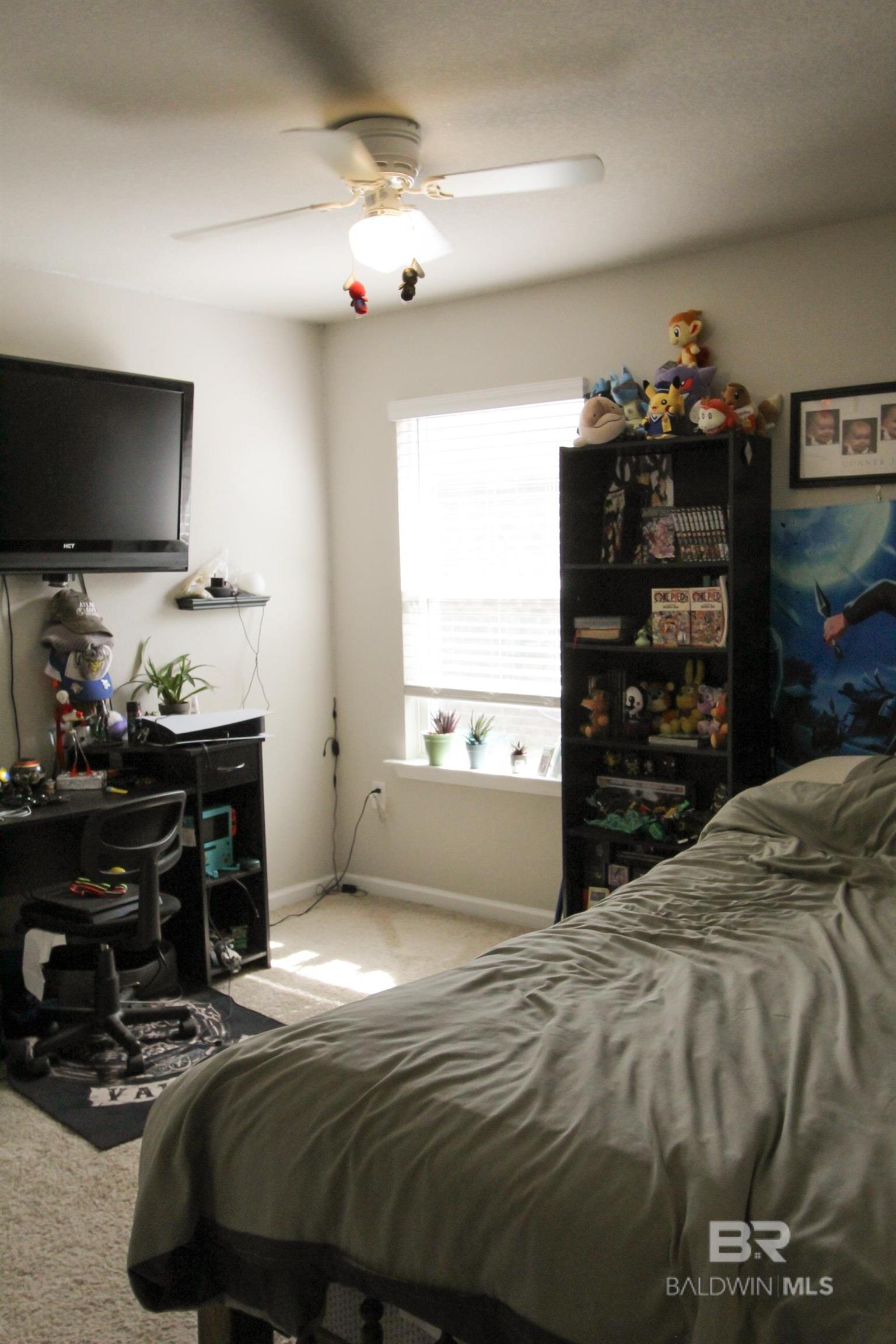1525 Majesty Loop