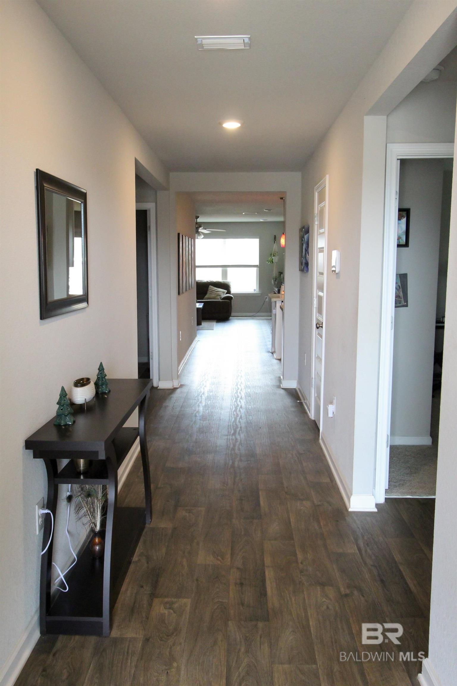1525 Majesty Loop
