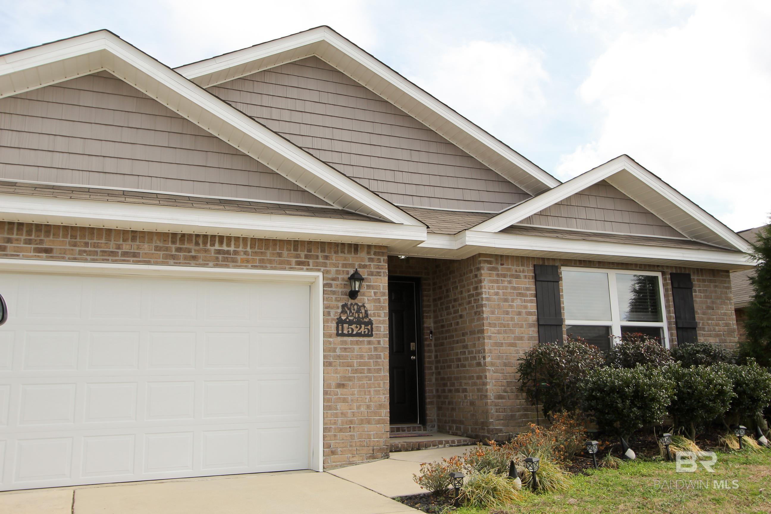 1525 Majesty Loop