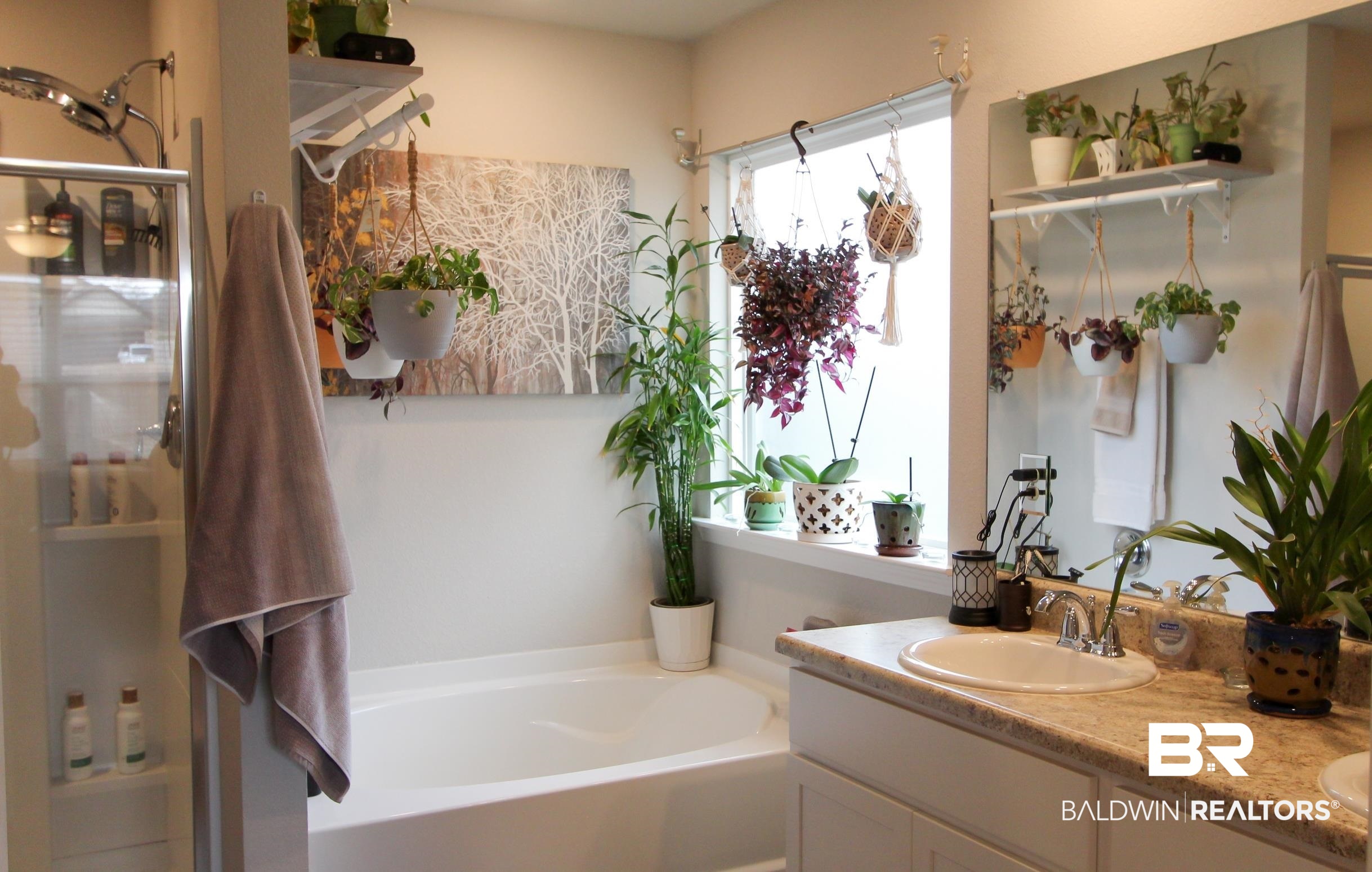 1525 Majesty Loop