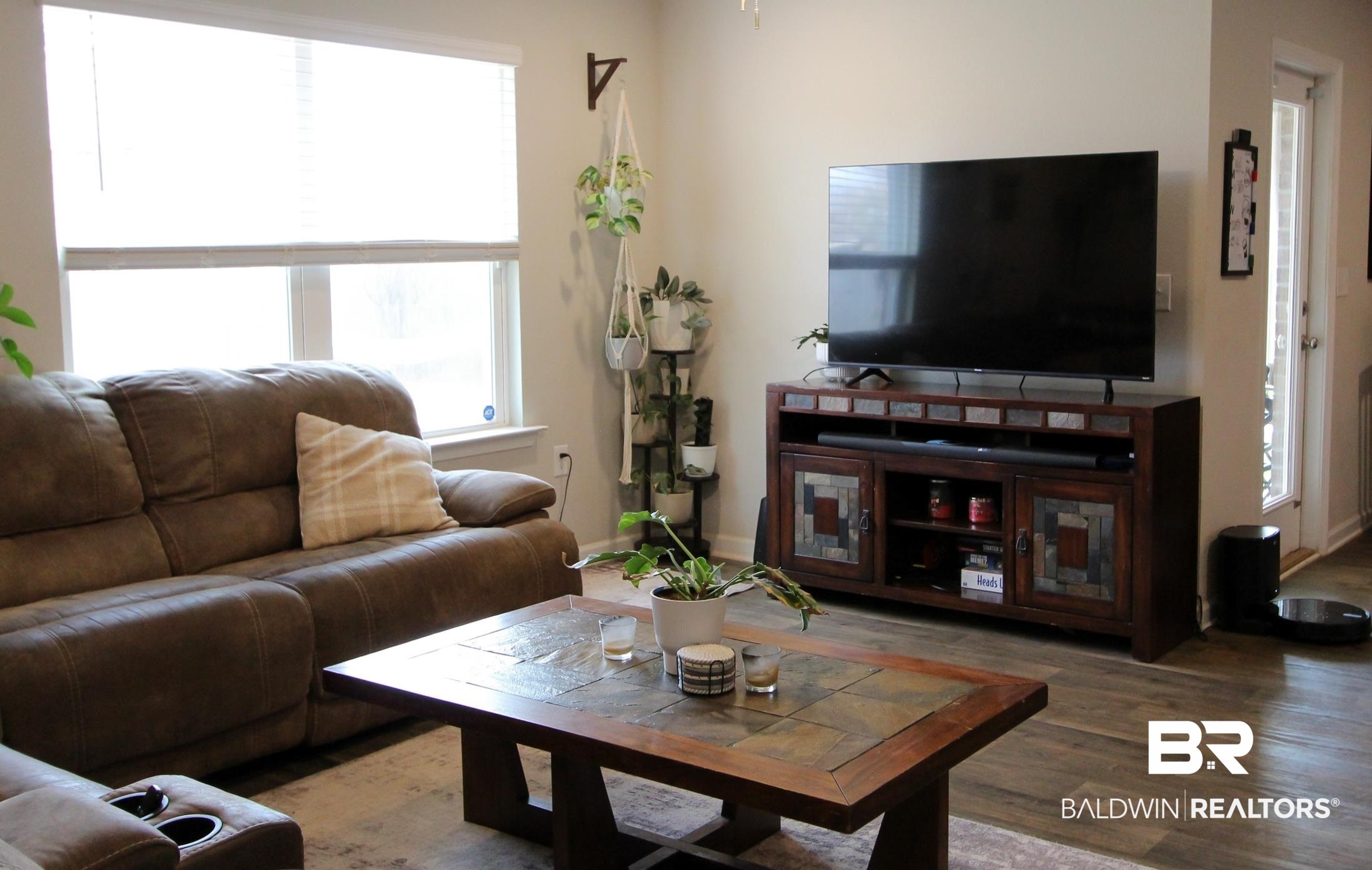 1525 Majesty Loop