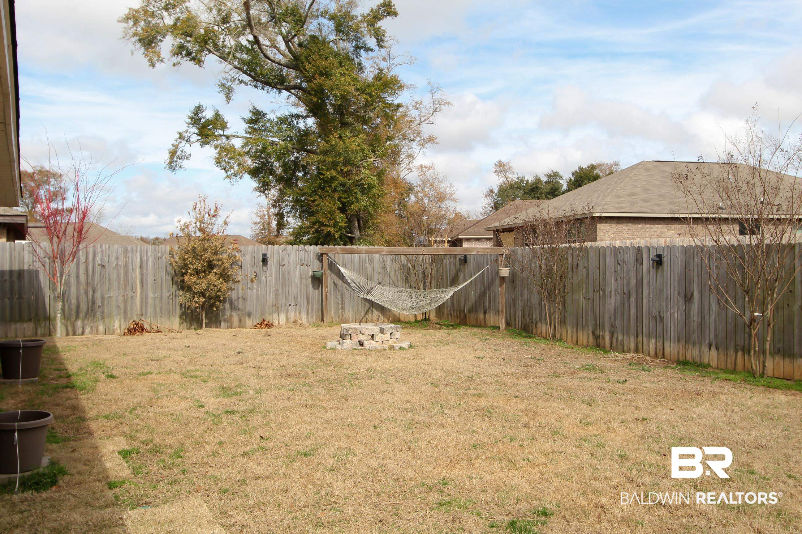 1525 Majesty Loop