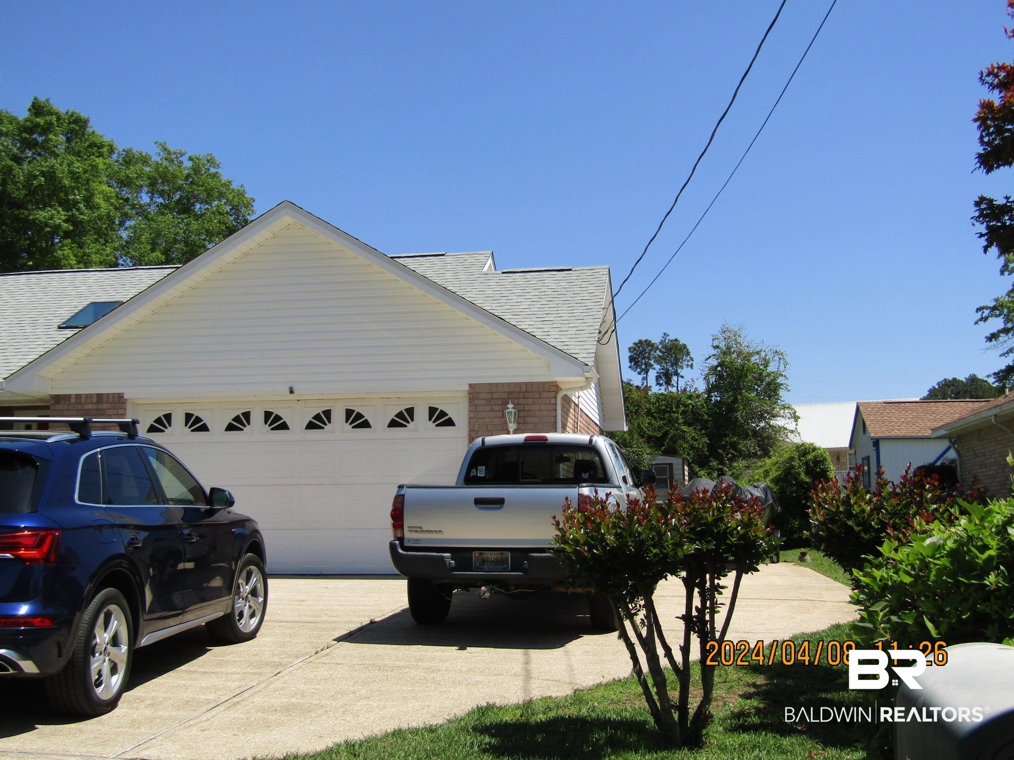2871 Avenida Alberto