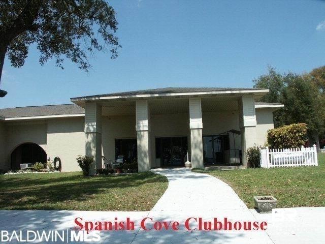 2871 Avenida Alberto