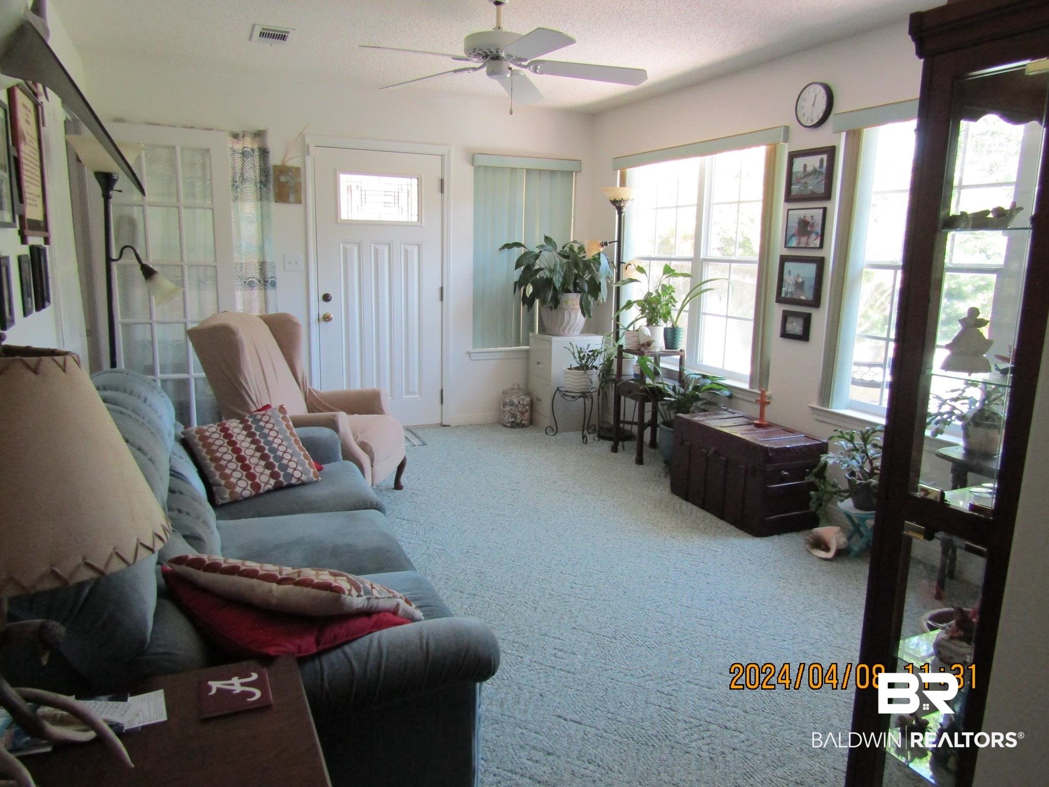 2871 Avenida Alberto