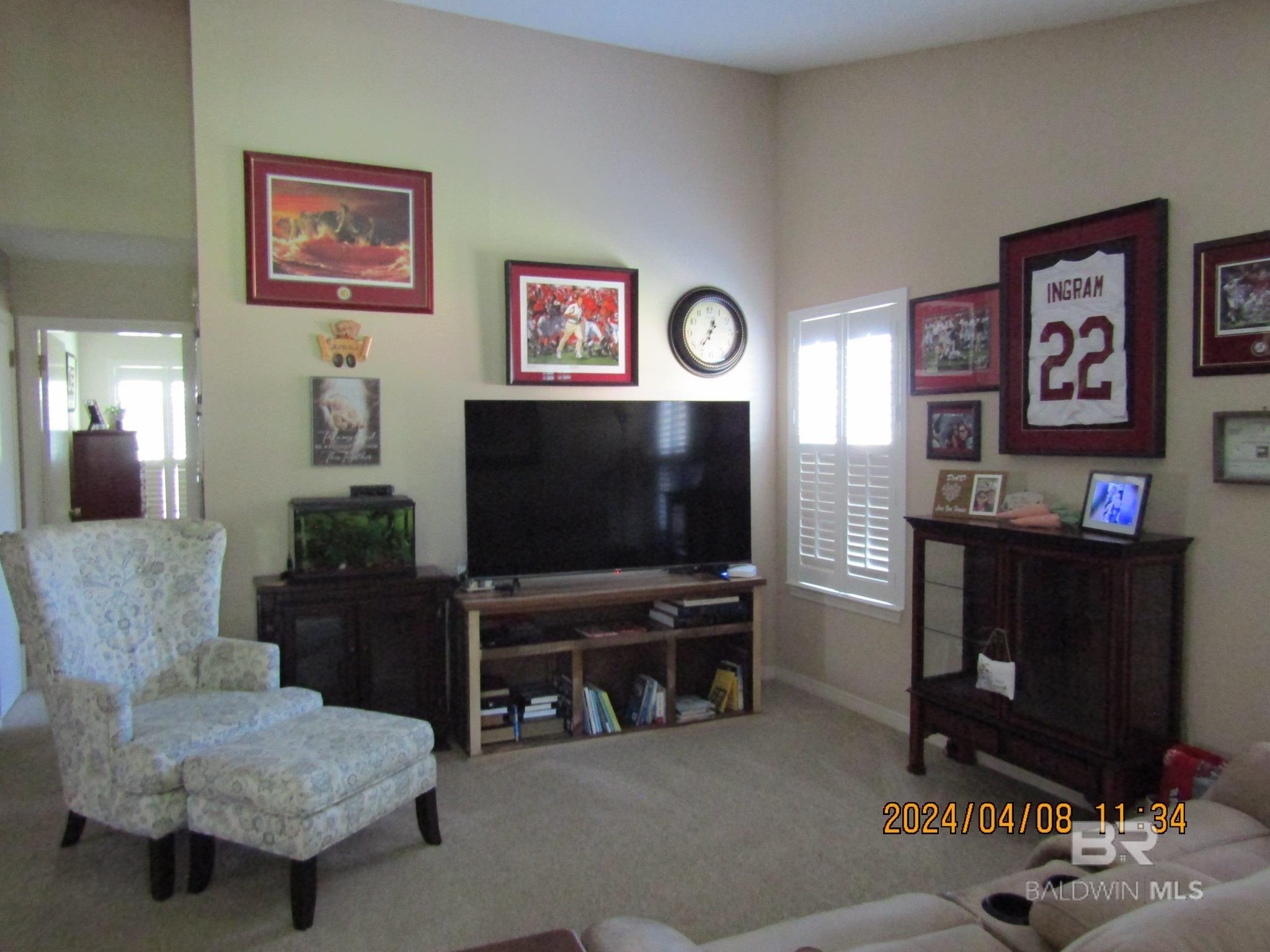 2871 Avenida Alberto