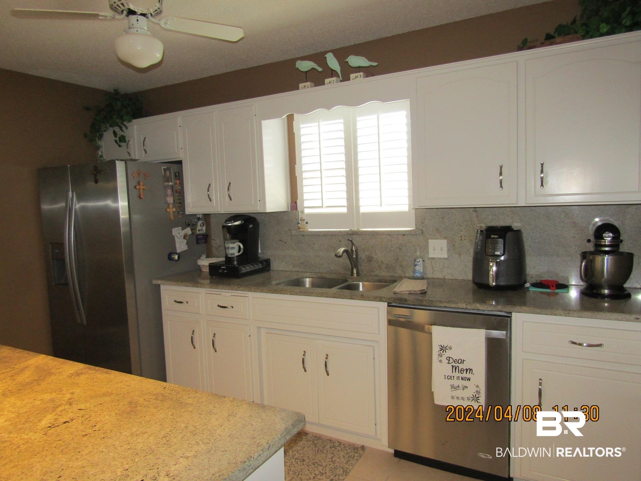 2871 Avenida Alberto