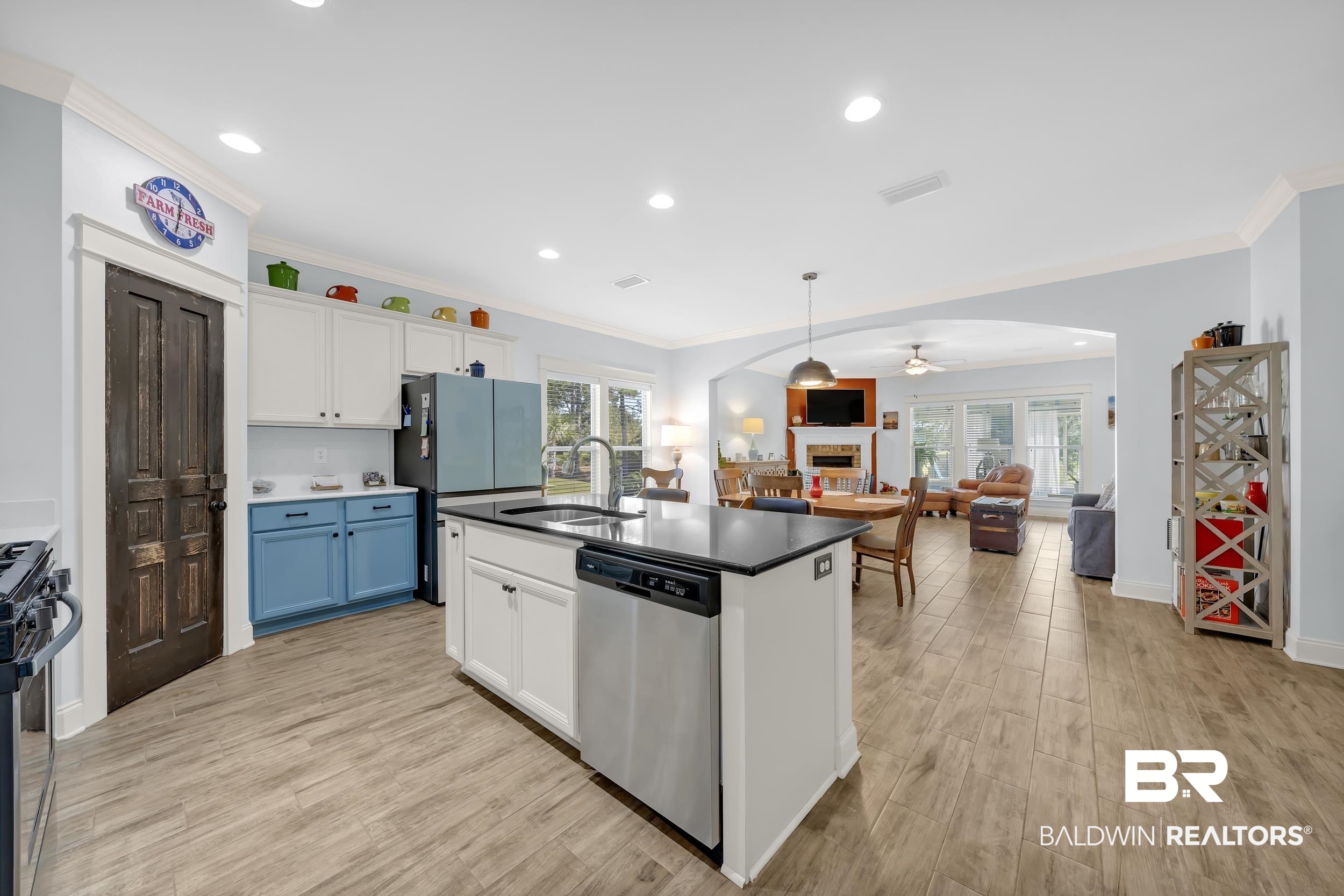 1902 Lopez Court