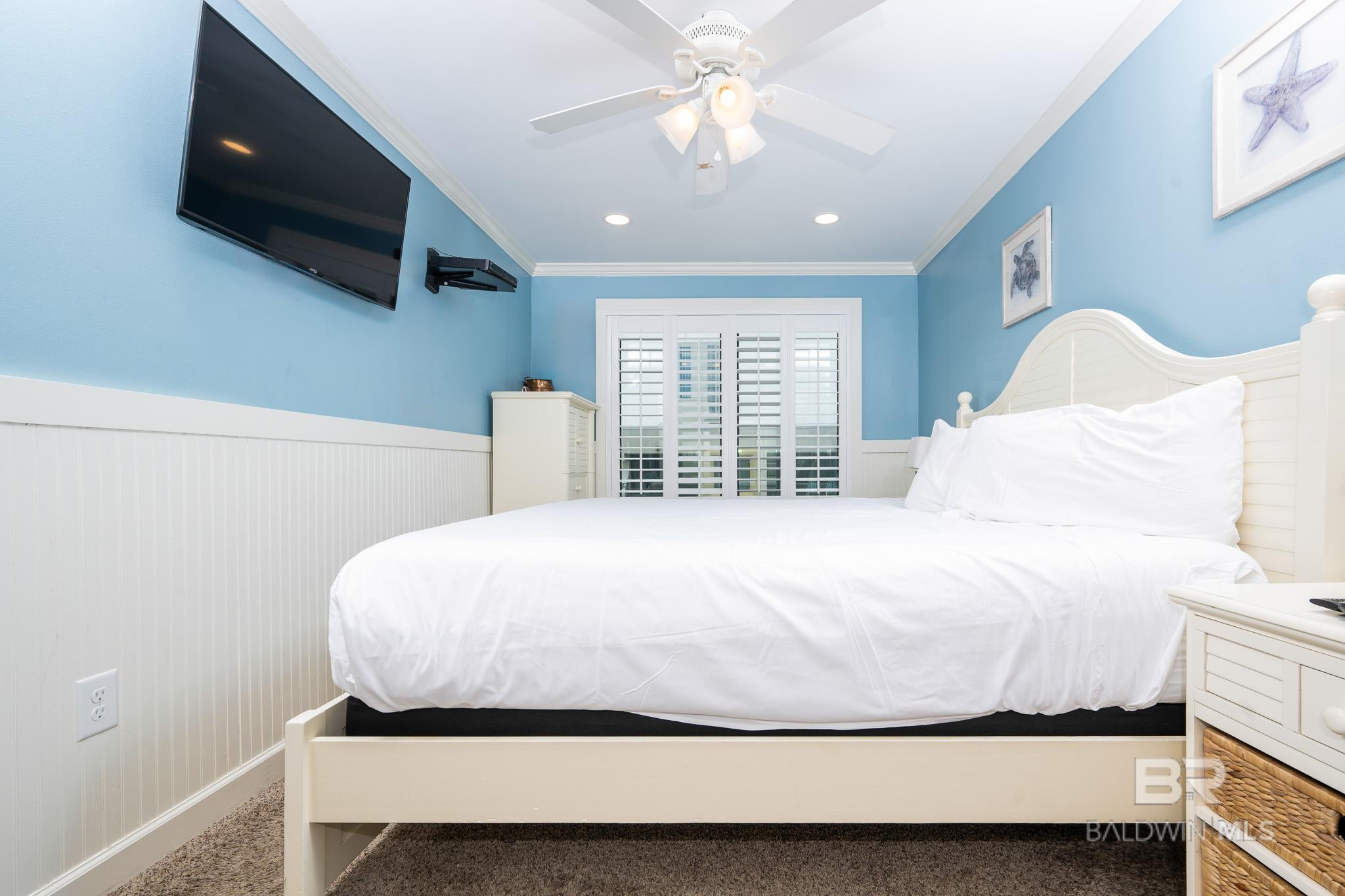 333 W Beach Boulevard 810