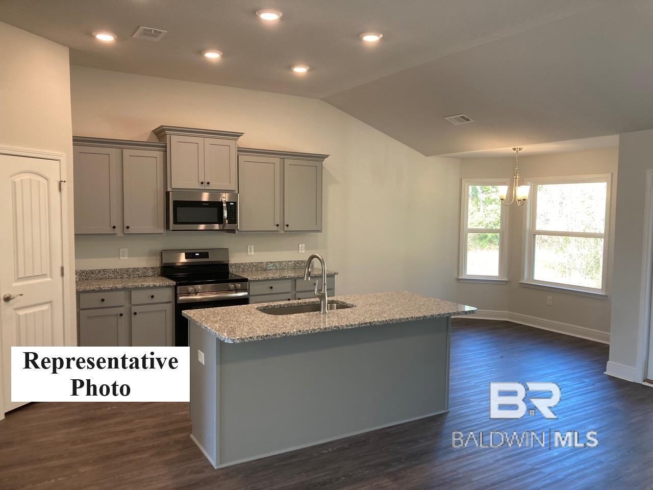 807 Rosemary Circle