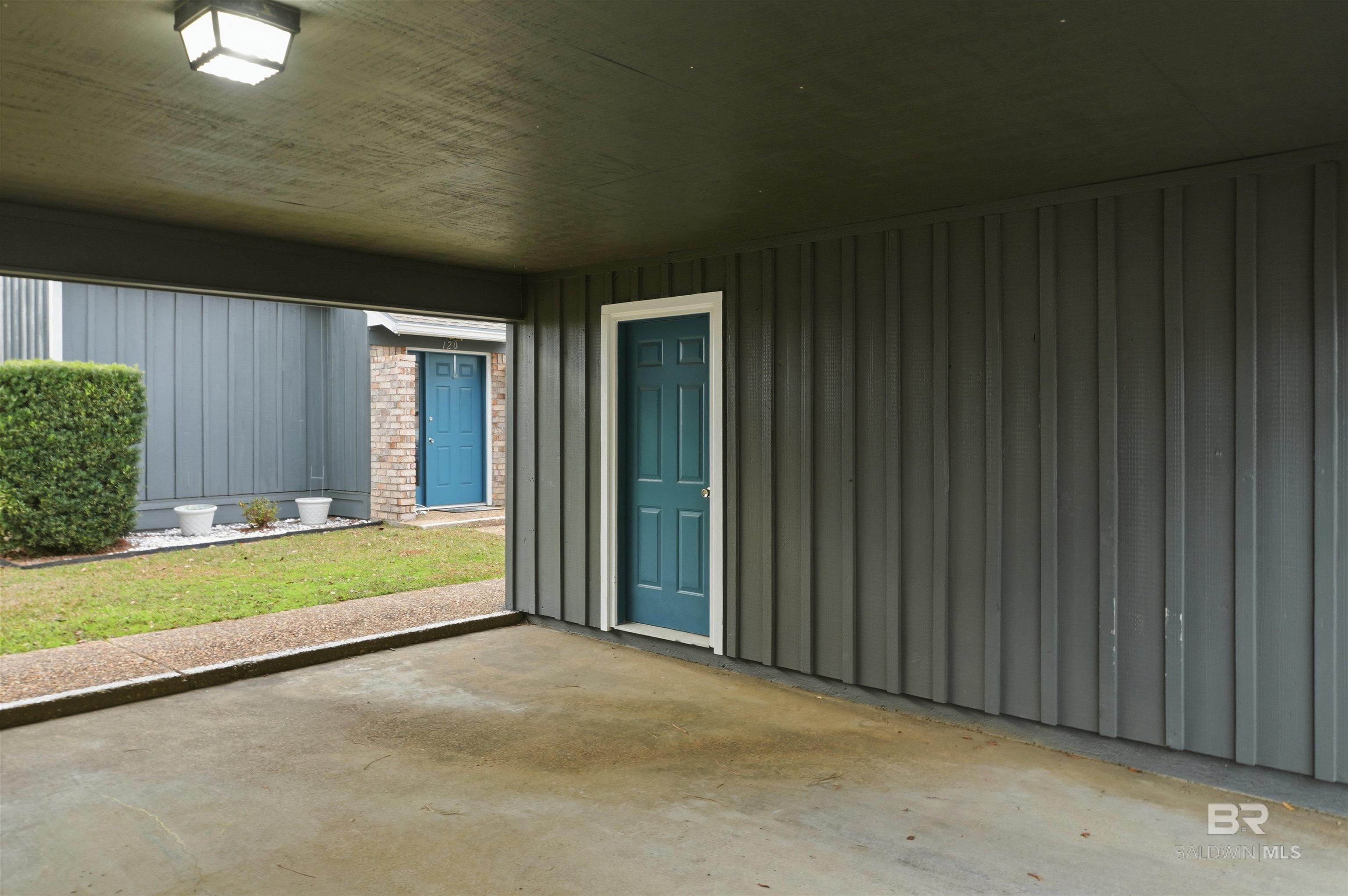 1701 Regency Road 119