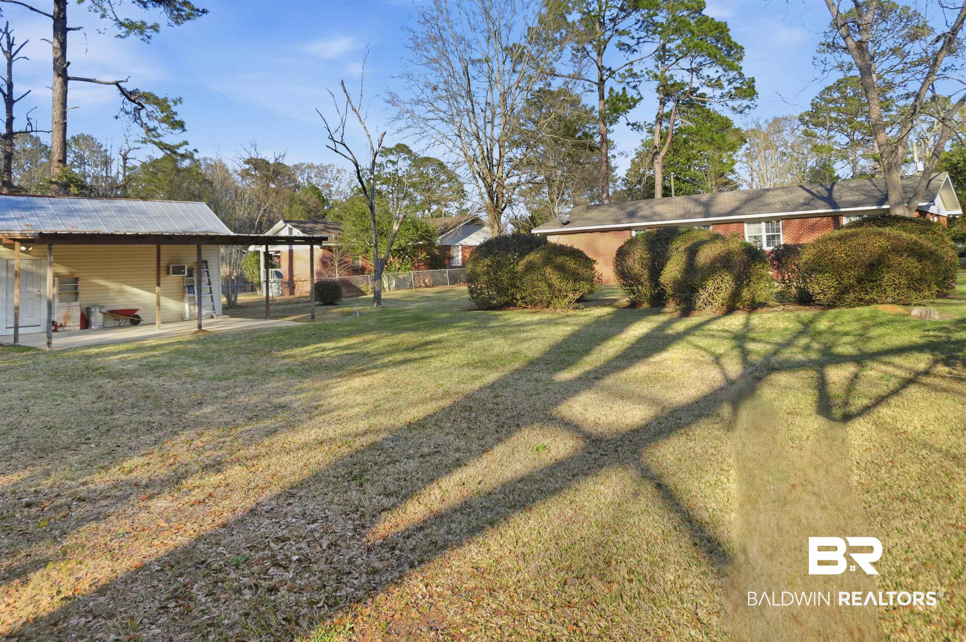 52 Perry Avenue